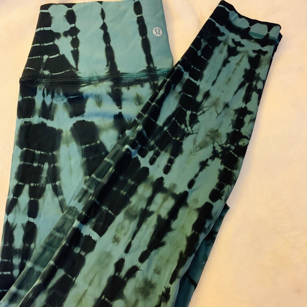 Lulu Lemon leggings
